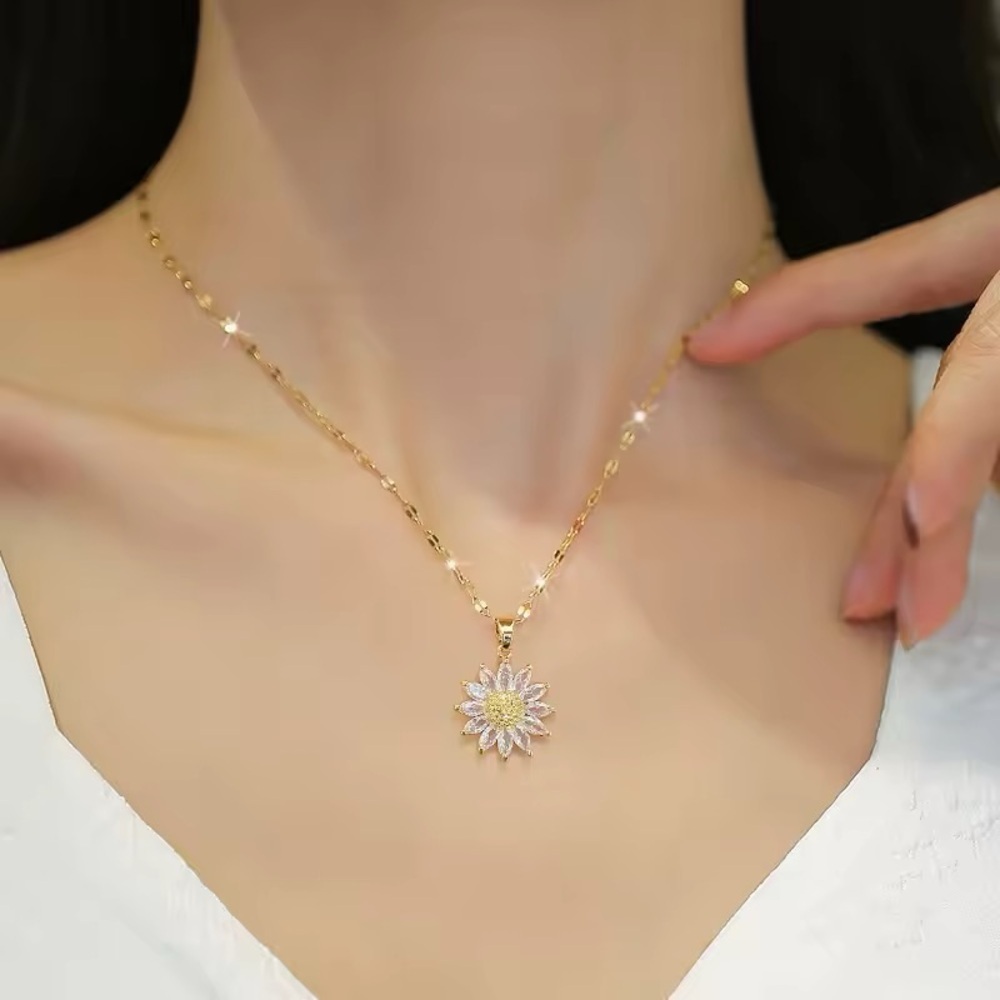 Gold Sunflower Pendant Necklace Inlaid Zirconia Titanium Steel Chain Jewelry